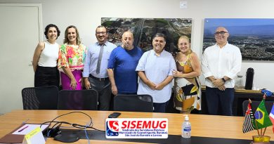 SISEMUG e prefeitura assinam acordo coletivo