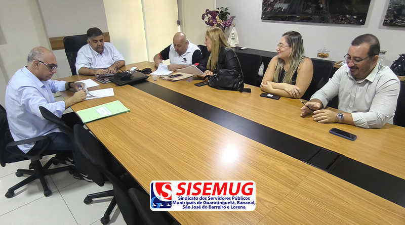 SISEMUG e prefeitura assinam acordo coletivo